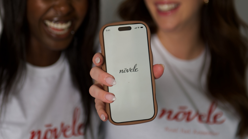 Nōvele : deux entrepreneures québécoises lancent une application de lecture pour repenser la découverte littéraire