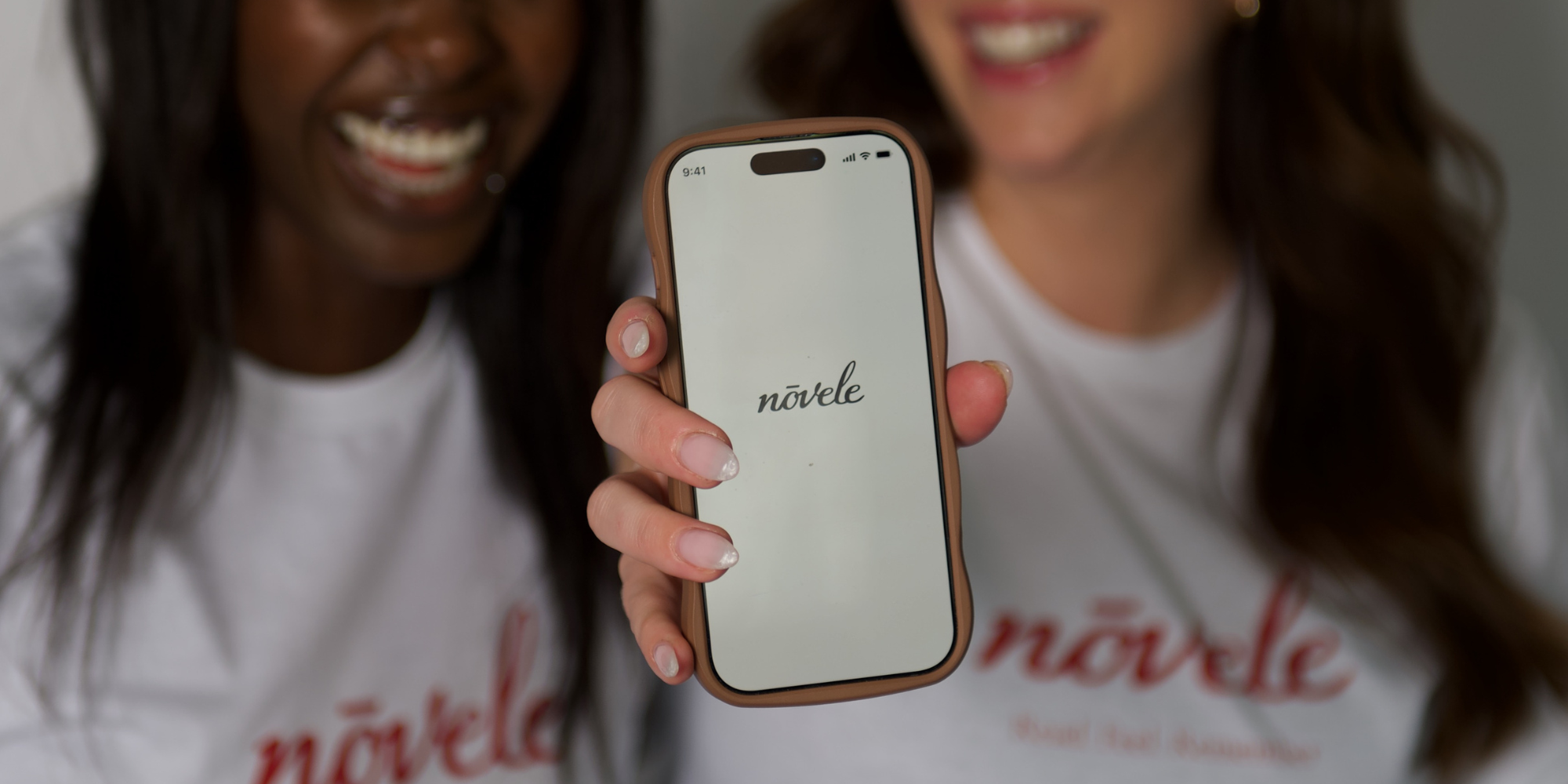 Nōvele : deux entrepreneures québécoises lancent une application de lecture pour repenser la découverte littéraire